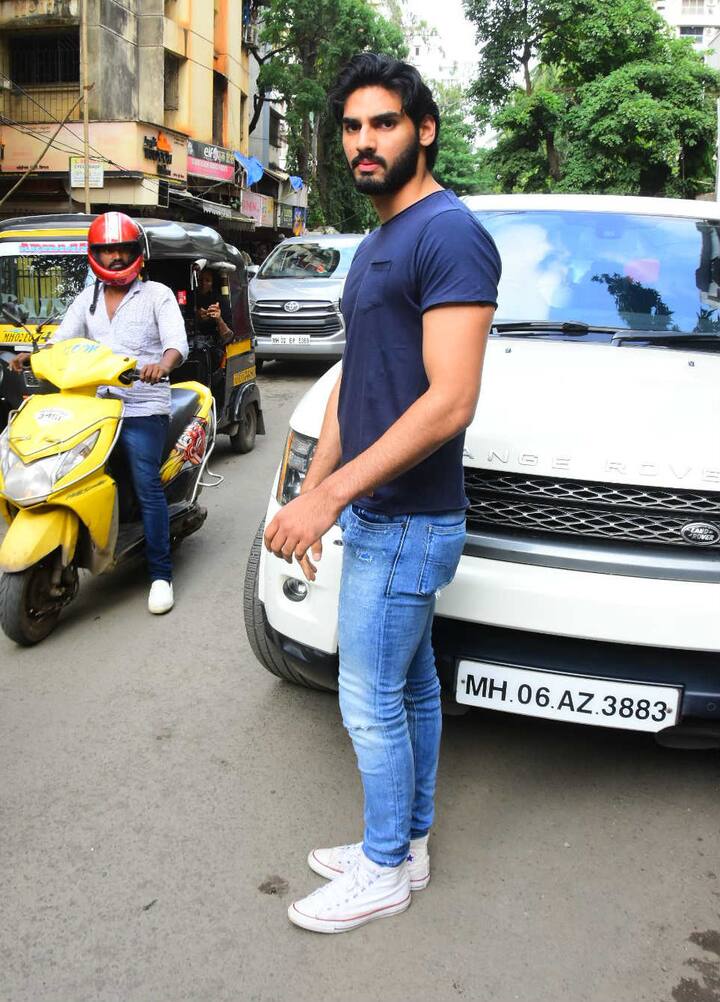 The star kid will make his debut with a Sajid Nadiadwala film