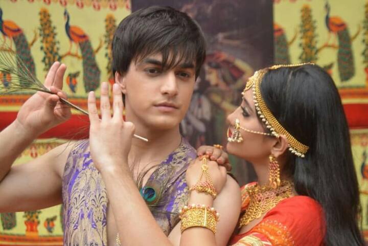 Star Plus’ Yeh Rishta Kya Kehlata Hai is on a roll these days. The makers of the daily soap starring Shivangi Joshi and Mohsin Khan are churning out drama packed episodes. Fans have been eagerly waiting to see the reunion of Kaira and this has helped the show secure the second spot in week 35.