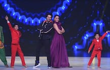 In Pics: Varun Dhawan & Anushka Sharma promote ‘Sui Dhaaga’, SHAKE a leg with finalists on ‘Dance Deewane’ Grand Finale