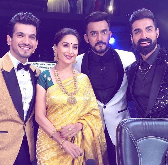 Colors TV’s Dance Deewane, which will air its much-awaited grand finale on September 15, has claimed the number six spot in the latest set of ratings. The popular dance reality show is judged by Bollywood diva Madhuri Dixit, Shashank Khaitan and Tushar Kalia. (Source-Instagram)