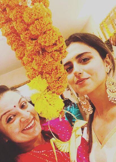 Ridhi Dogra has posted few pictures from the mehendi ceremony on Instagram with the caption,
