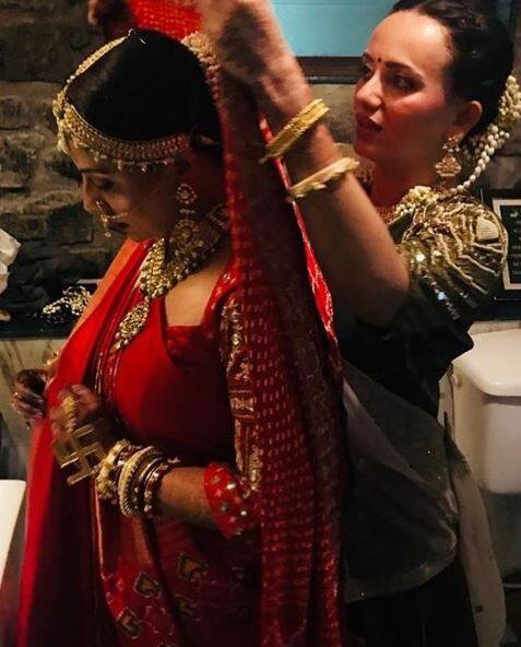 The 41-year-old TV actress looked beautiful as a bride in a red lehenga. (Photo: Instagram)