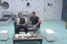Bigg Boss 12 Weekend Ka Vaar: Salman Khan brings his 'favourite partner' Govinda & they do SRK's signature pose together (PICS INSIDE)