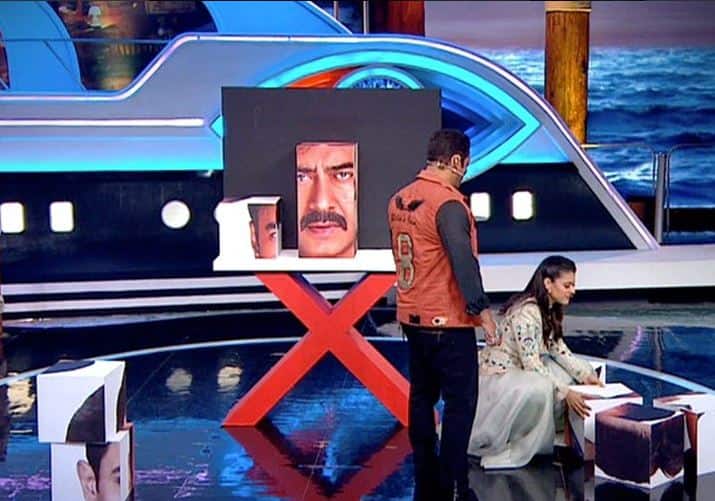 On stage, Salman Khan who will reunite with the Bollywood damsel to test her dexterity as he asks her to solve a puzzle. There will be various face cut-outs kept as pieces of a puzzle (of different Bollywood actors) and Kajol will have to solve the puzzle by identifying her husband, Ajay Devgn’s face. 