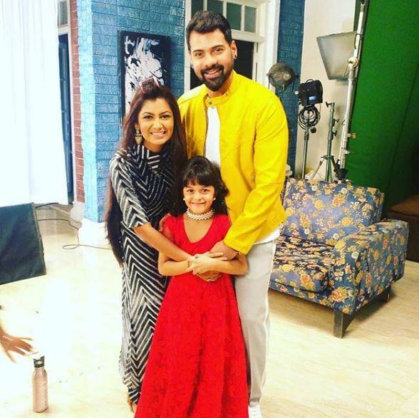 Sriti Jha & Shabir Ahluwalia's much-loved show 'Kumkum Bhagya' has slipped further (show was at 8th last week) and has grabbed 9th position. (Photo: Web)