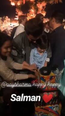 Salman, Shilpa, Varun, Sonakshi & other celebs attend Aayush Sharma's Birthday bash!