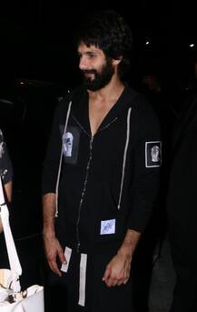 PICS: Shahid Kapoor & wife Mira Rajput get snapped twinning in black on a dinner date!