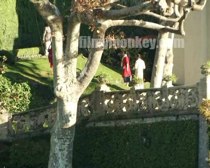 The guests at the sindhi wedding of Deepika-Ranveer and they are all clad in red.