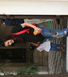 PICS: Sunny Leone with daughter Nisha Kaur Weber spotted in Juhu, Mumbai