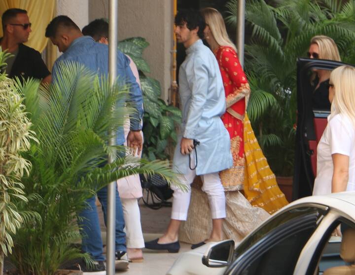 Sophie Turner's desi avatar for Priyanka-Nick's Wedding Puja