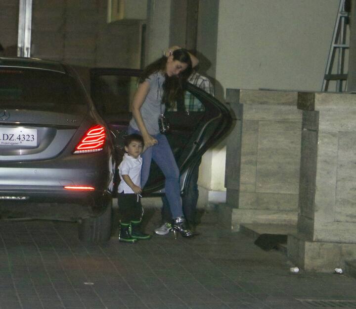 Taimur still eyeing the paps! The internet's favorite star kid is also loved immensely by the photographers who otherwise do their job but cannot resist the junior nawab's cuteness.