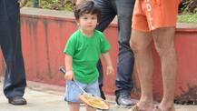 In Pics: Taimur trying his hand at badminton with daddy Saif is too CUTE for words & will fade away all your Monday blues