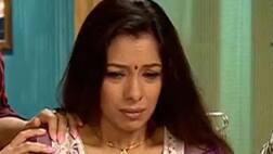 SHOCKING! TV actress Rupali Ganguly left BLEEDING after her car window was SMASHED by bikers; Actress ABUSED in front of her son!