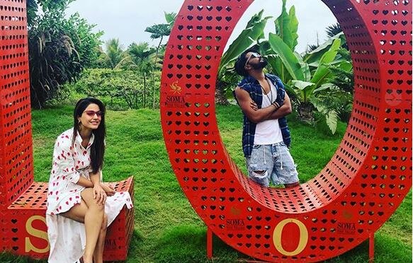 Hina Khan and Rocky get TROLLED for posing in front of Ganesh Idol wearing Shoes Hina Khan and Rocky get TROLLED for posing in front of Ganesh Idol wearing Shoes