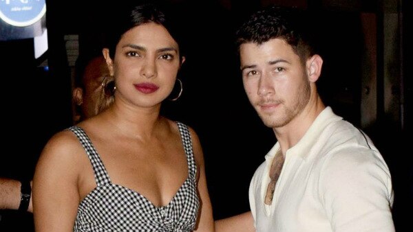 Priyanka Chopra & beau Nick Jonas to officially announce their engagement on THIS day? Priyanka Chopra & beau Nick Jonas to officially announce their engagement on THIS day?