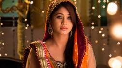 'Ishqbaaz' & 'Qubool Hai' actress Amrapali Gupta HARASSED on a Flight!
