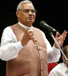 RIP Atal Bihari Vajpayee: Priyanka, Huma, Tendulkar, Ekta, Lata Mangeshkar..CELEBS mourn former PM's death!