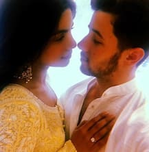 From Priyanka Chopra to Preity Zinta these Bollywood DIVAS lost their hearts to FOREIGNERS!