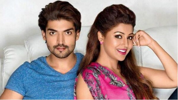 Gurmeet Choudhary wins internet as he gives CPR to man who collapsed on  road, netizens call him 'real hero'