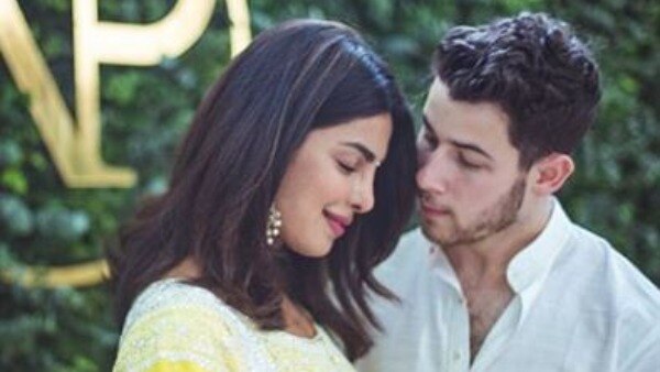 Priyanka Chopra turns photographer for Nick Jonas on their Mexican vacation (PIC INSIDE) Priyanka Chopra turns photographer for Nick Jonas on their Mexican vacation (PIC INSIDE)