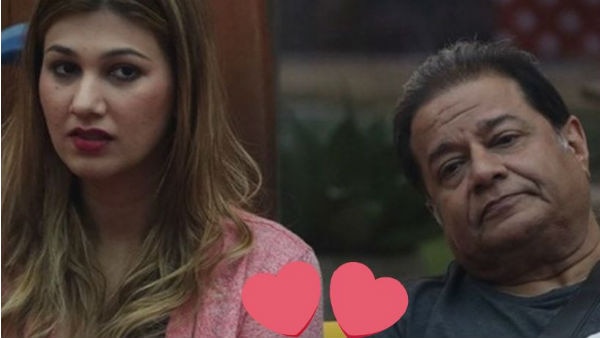 This VIRAL VIDEO of Bigg Boss 12's Jasleen Matharu searching for boyfriend last year is a proof that she is FAKING affair with Anup Jalota! This VIRAL VIDEO of Bigg Boss 12's Jasleen Matharu searching for boyfriend last year is a proof that she is FAKING affair with Anup Jalota!