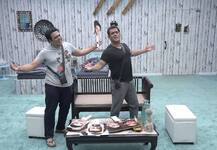 Bigg Boss 12 Weekend Ka Vaar: Salman Khan brings his 'favourite partner' Govinda & they do SRK's signature pose together (PICS INSIDE)