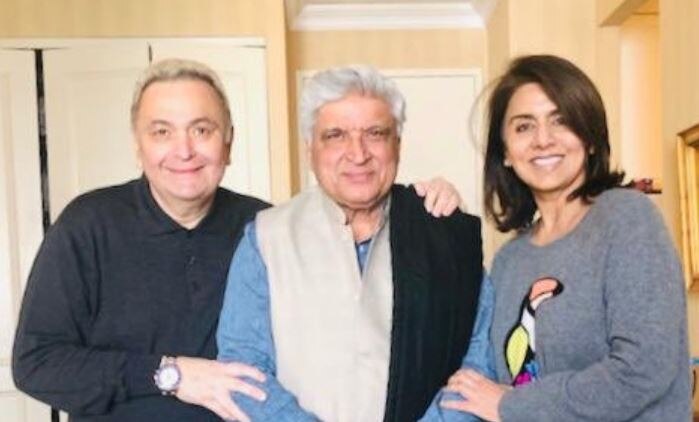 Rishi Kapoor is all smiles with Javed Akhtar Rishi Kapoor is all smiles with Javed Akhtar