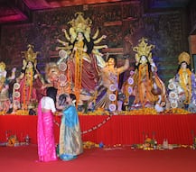 Durga Pooja 2018: Katrina Kaif looks resplendent in a saree as she seeks the blessings from Goddess Durga!