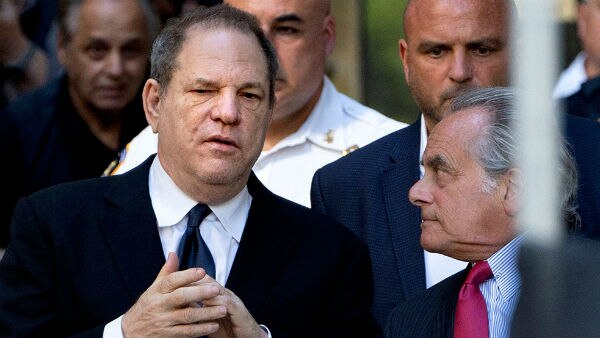 #MeToo: Disgraced Hollywood filmmaker Harvey Weinstein's lawyers trying to settle civil suits against him #MeToo: Disgraced Hollywood filmmaker Harvey Weinstein's lawyers trying to settle civil suits against him