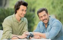 Salman, Shilpa, Varun, Sonakshi & other celebs attend Aayush Sharma's Birthday bash!