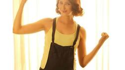 'Bhabiji...' actress Saumya Tandon announces pregnancy; shares baby bump pics on social media!