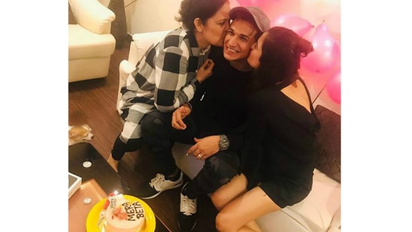 Yuvika Chaudhary wishes hubby Prince Narula with a heartfelt post on his first birthday post-wedding! Yuvika Chaudhary wishes hubby Prince Narula with a heartfelt post on his first birthday post-wedding!