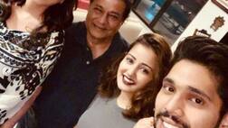 Bigg Boss 12: Shivashish Mishra, Roshmi Banik, Anup Jalota ENJOY a fun-filled REUNION (SEE PICS)