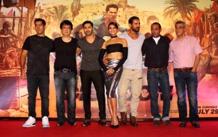 Rohit Dhawan,Sajid Nadiadwala, Varun Dhawan, Jacqueline Fernandez, John Abraham and Akshay Khanna