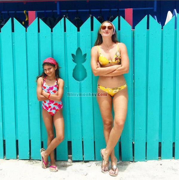 Dina with daughter Amelia