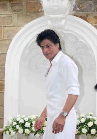 Bollywood actor Shahrukh Khan during the Eid al-Fitr celebrations at his residence Mannat, in Mumbai, India on July 7, 2016. (Pravin Utturkar/SOLARIS IMAGES)