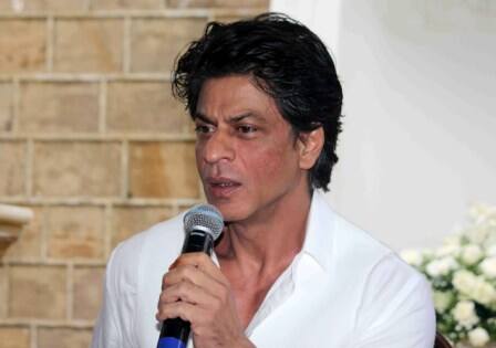 Bollywood actor Shahrukh Khan interacts with media on occasion of Eid al-Fitr celebrations at his residence Mannat, in Mumbai, India on July 7, 2016. (Pravin Utturkar/SOLARIS IMAGES)