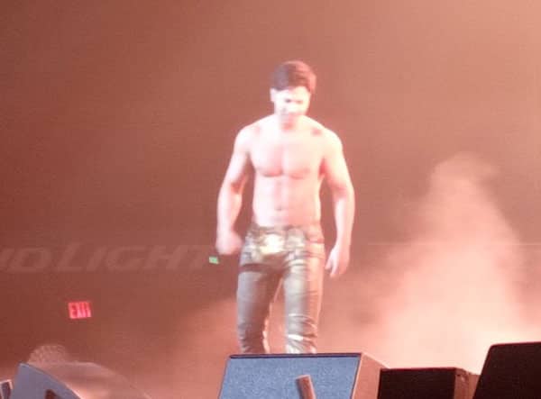 Varun Dhawan goes shirtless while performing in the US. 