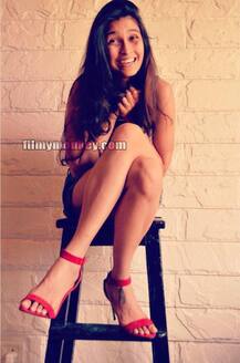 Daughter of the famous Hero from 90’s SIZZLES in her BIKINI avatars; SEE HOT PICS!