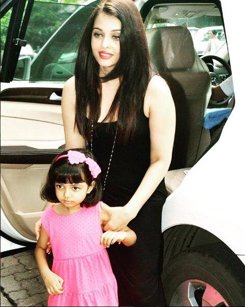Aaradhya accompanies Mom everywhere
