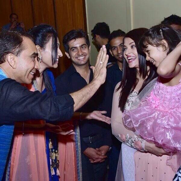 A rare moment of Aaradhya entertaining everyone with her innocence 