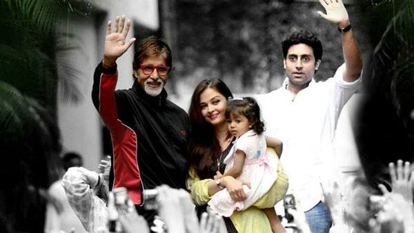 Amitabh waving at fans gathered at Jalsa with Abhishek, Aishwarya and Aaradhya