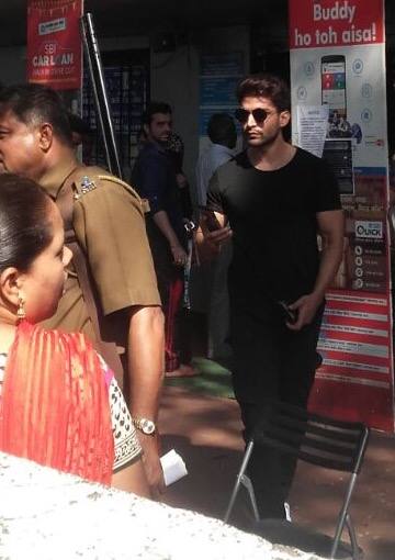 Gurmeet was spotted at this bank he waited his turn patiently to do his bank wok in the queue with others