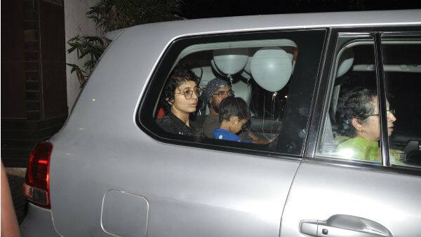 Aamir, Kiran & Azad spotted in car [ALL PICS CREDIT: MANAV MANGLANI]