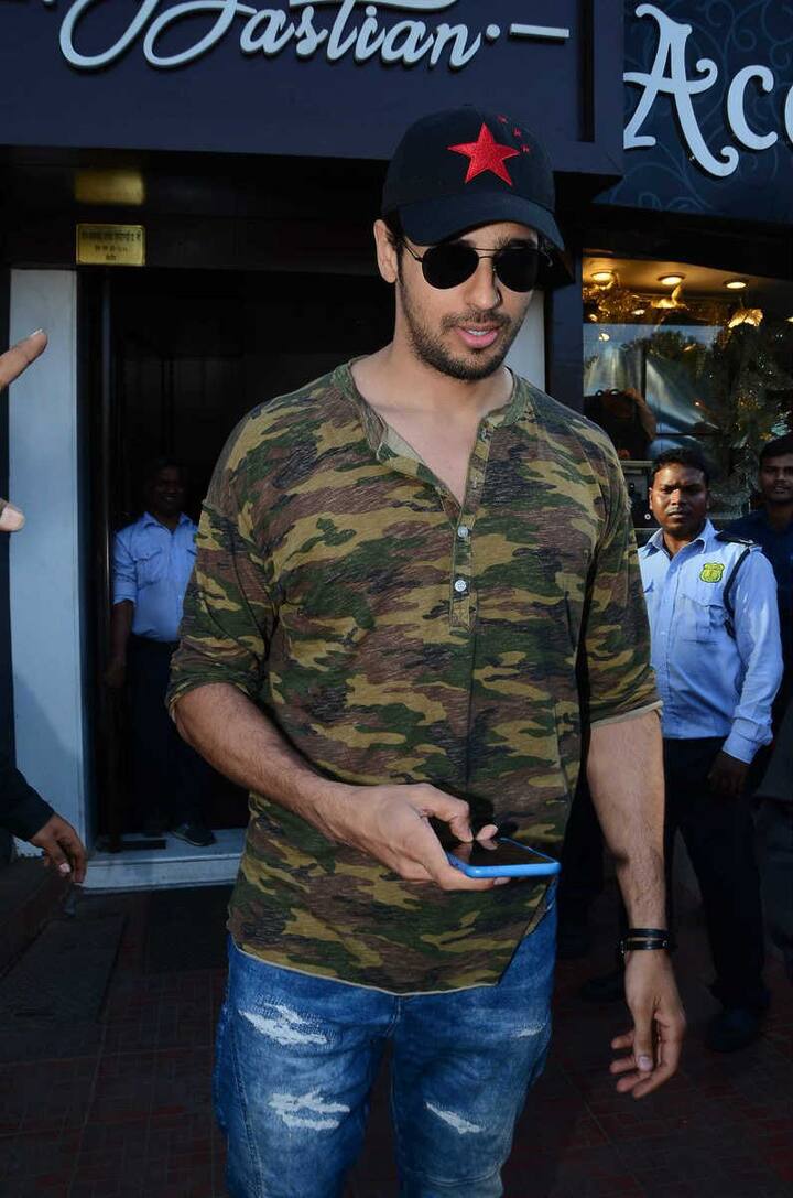 'Ek Villain' actor Siddharth Malhotra was looking debonair in a cool casual look.
