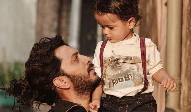  Ritesh Deshmukh with adorable son Riaan Deshmukh. Ritesh and Genelia D’Souza were blessed with their second son Rahyl Deshmukh.