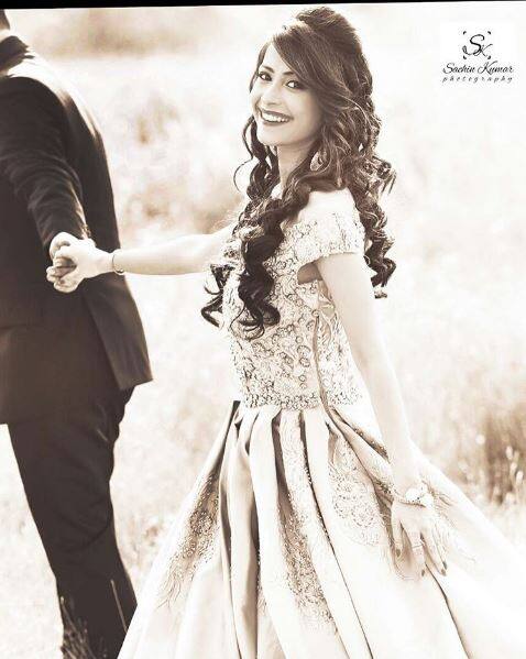 Dimple Jhangiani was keen on having a different theme for her pre-wedding shoot, something that defines her and her fiancé’s personalities. 