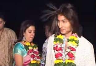 Shirish, who's also a renowned film editor revealed in a chat show that he first fell for Farah and her intelligence appealed to him. He even tells that he edited Farah's 'Main Hoon Na' starring SRK at much lesser price. Farah however had no clue of his feelings then (Pic Source: Internet)