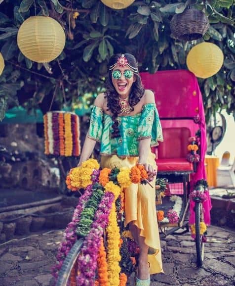 After a great mehandi ceremony, Kishwer & Suyyash are all set to tie the knot on 16th of December i.e, today. Both Kishwer and Suyyash are from different religious background and hence they opted for a simple court marriage with a grand reception. (Photo: Instagram)