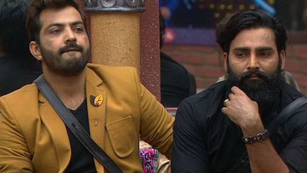 The Desi munda Manveer Gurjar has been winning hearts too because of his straight forward approach and somewhat clean game, atleast in comparison to his strong contender and buddy Manu Punjabi. (Pic Credit: Colors)